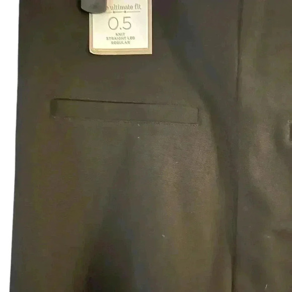 Chicos The Lindy Ultimate Fit Side Zip Pant Size .5 Black - Picture 6 of 8